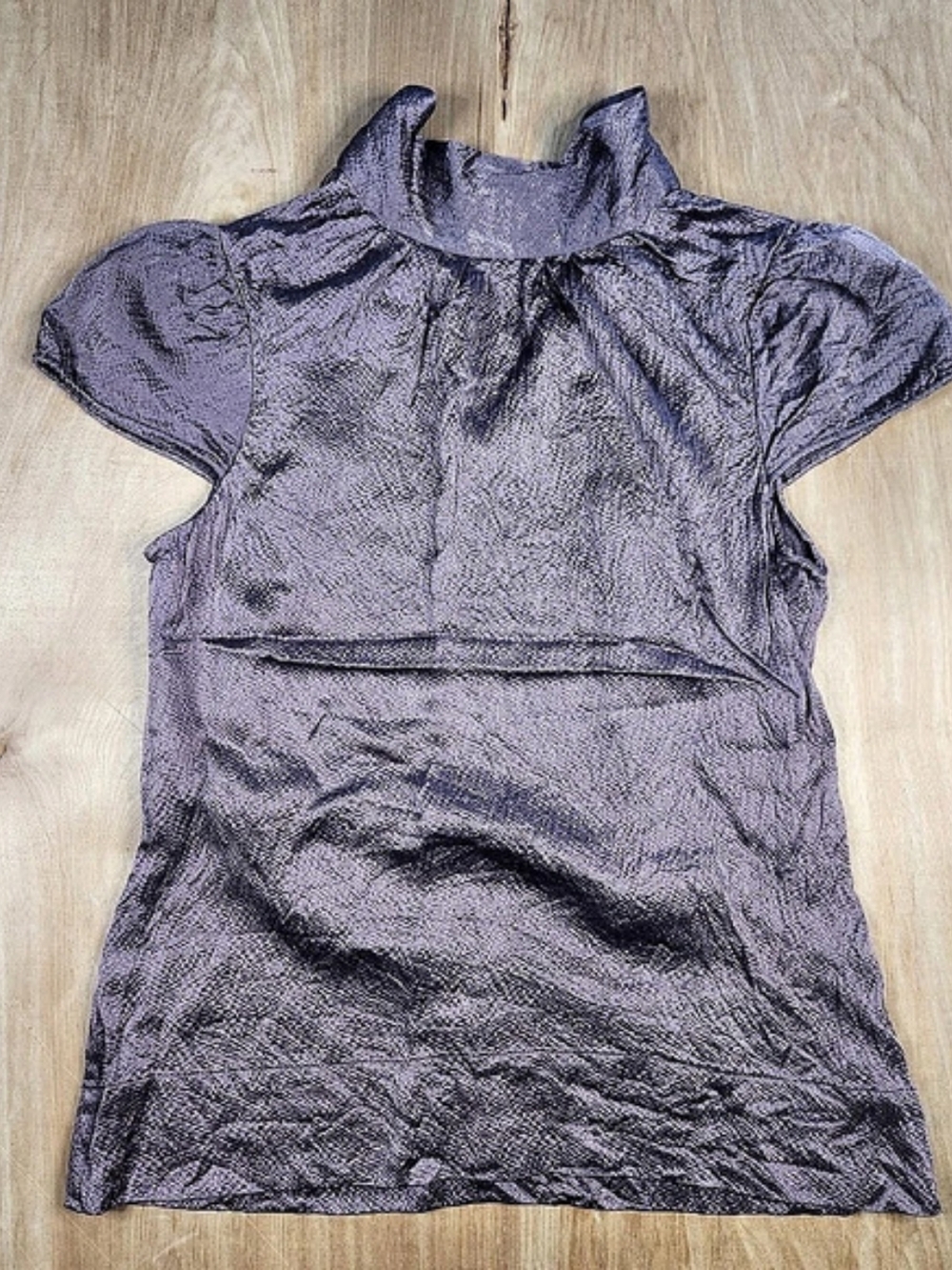 BCBGMAXAZRIA Silk Bow Neck Blouse With Cap Sleeves in Lavender Size M